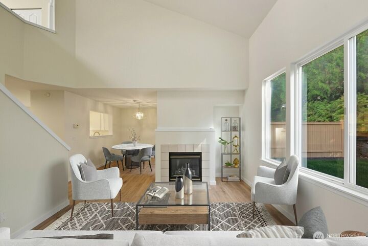 Property Photo: 1430 W Casino Road 272 WA 98204