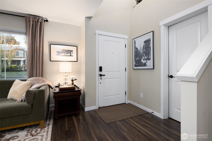 Property Photo:  900  Crested Butte Boulevard  WA 98273 