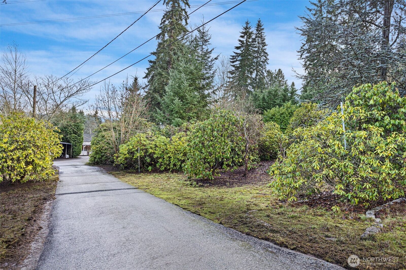Property Photo:  19028  15th Avenue NE  WA 98155 
