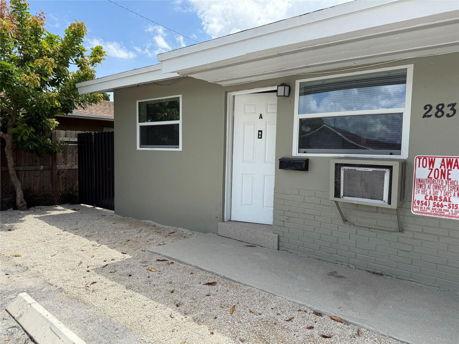 Property Photo:  2830 NW 15th Court A  FL 33311 