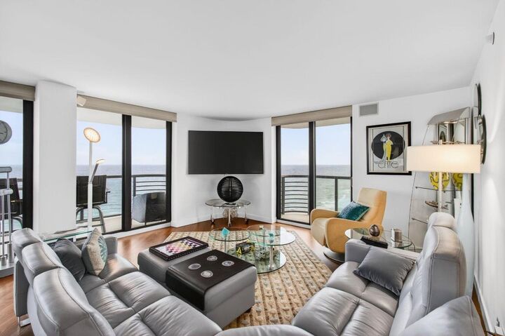 Property Photo:  250 S Ocean Boulevard Lph-A  FL 33432 