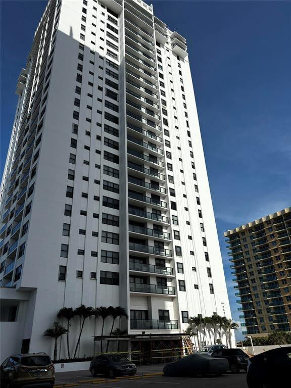 Property Photo:  2301 S Ocean Drive 606  FL 33019 