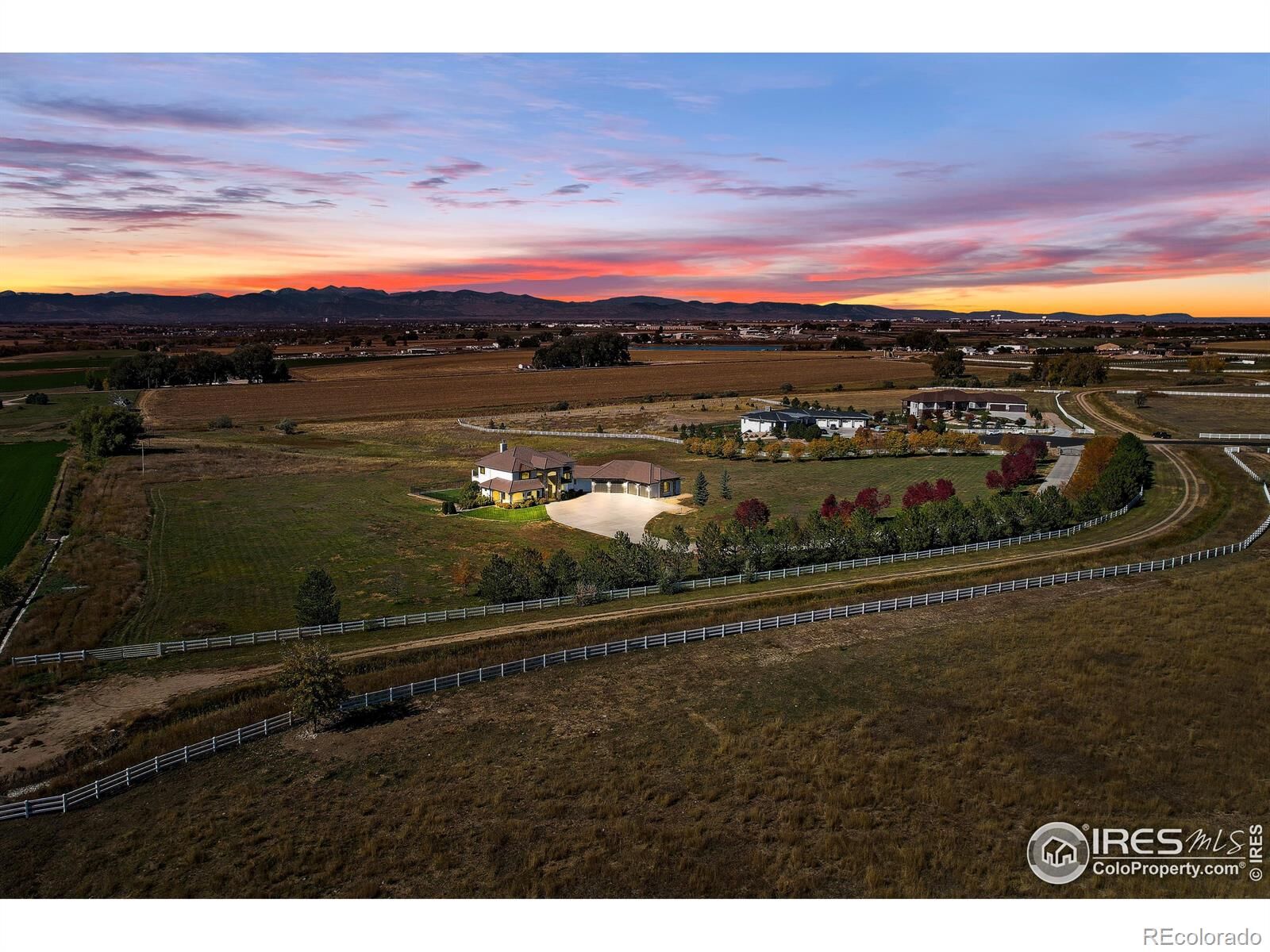 Property Photo:  27132 Coyote Ridge Lane  CO 80534 