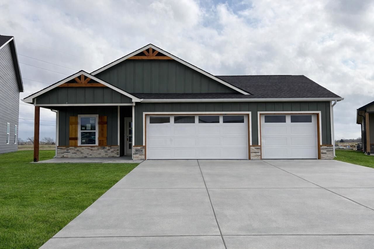 Property Photo:  9519 E Hurst St  KS 67210 