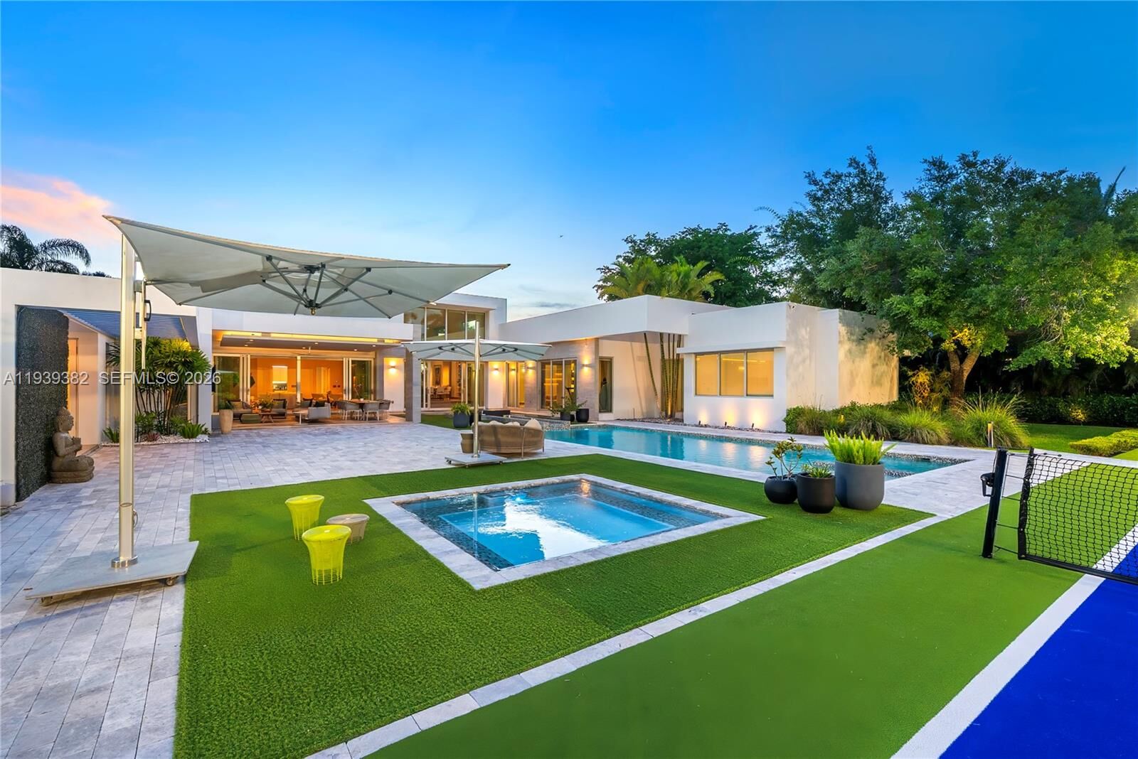 Property Photo:  7218 SW 102nd St  FL 33156 