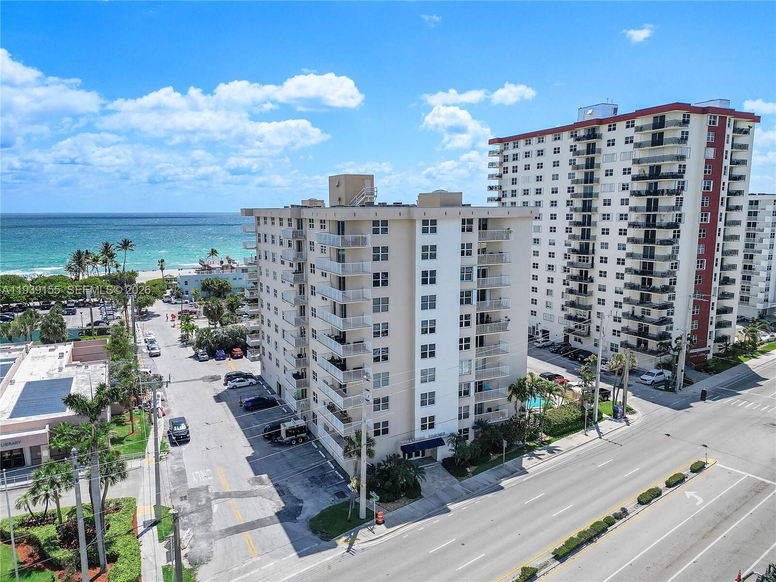 Property Photo: 1401 S Ocean Dr 301 FL 33019