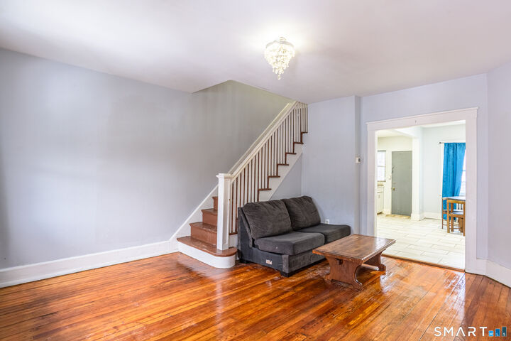 Property Photo:  252 Wood Street  CT 06704 