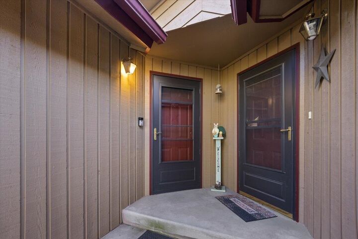 Property Photo:  3714 S Alder Cir  WA 99223 