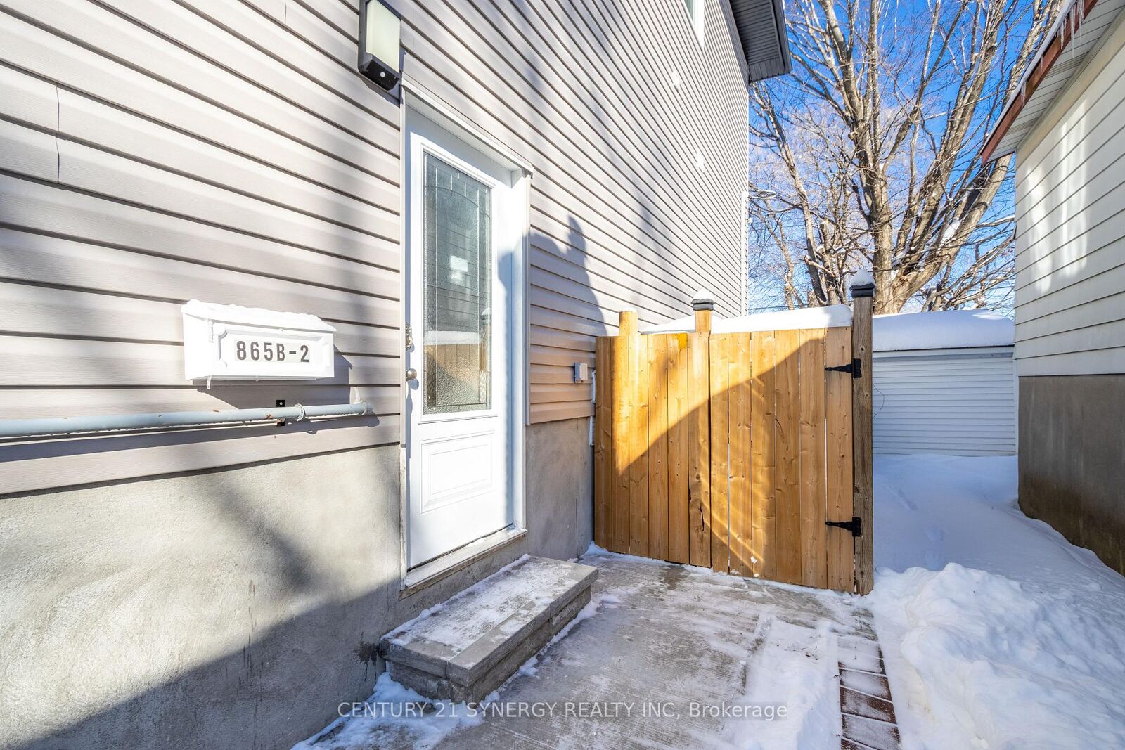 Photo de la propriété:  865 Tavistock Road B  ON K2B 5N5 