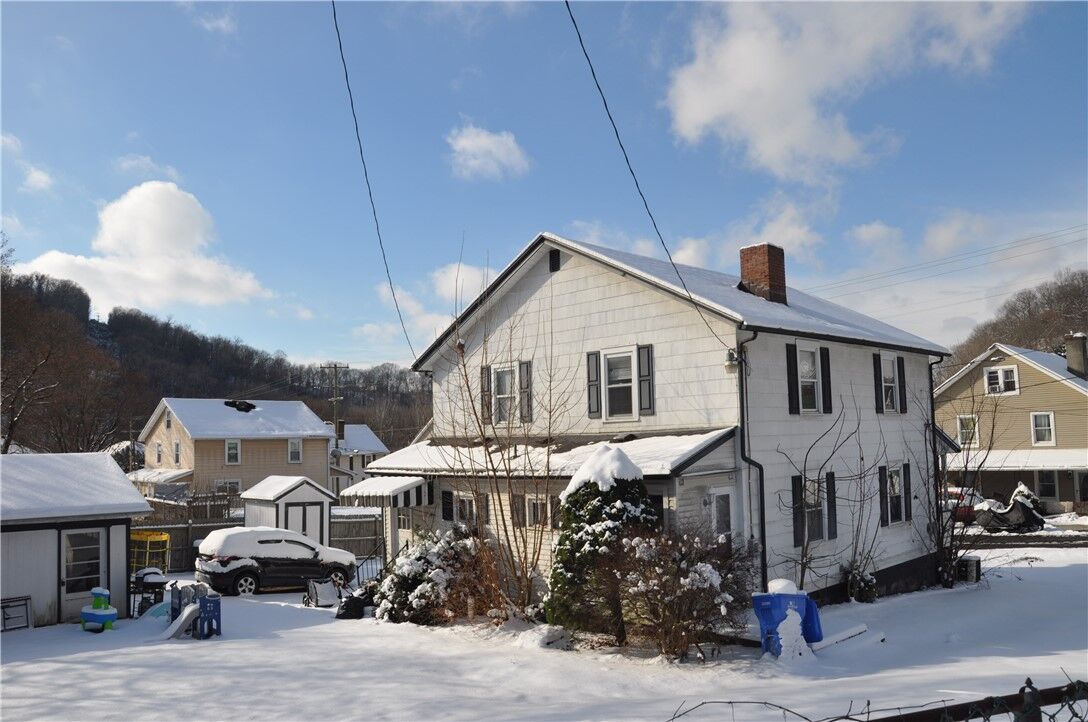 Property Photo:  805-807 Pittsburgh  Street  PA 15068 