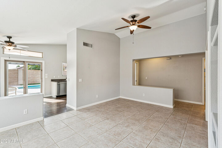 Property Photo:  1737 W Hiddenview Drive  AZ 85045 