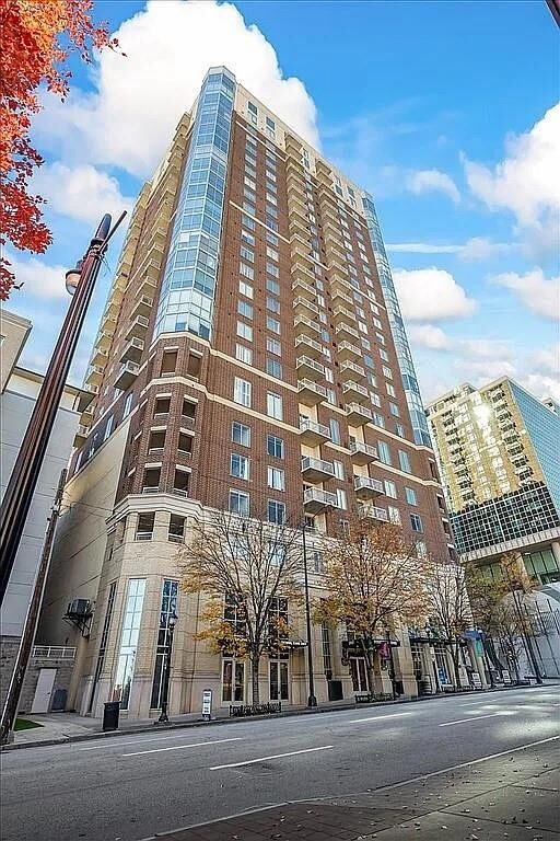 Property Photo:  285 Centennial Olympic Park Drive NW 504  GA 30313 