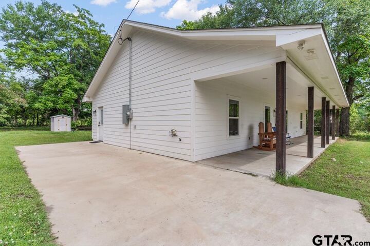 Property Photo: 119 Crawford Street TX 75644