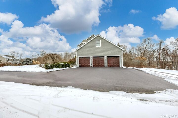 Property Photo:  2 Garnett Hill Road  NY 10918 