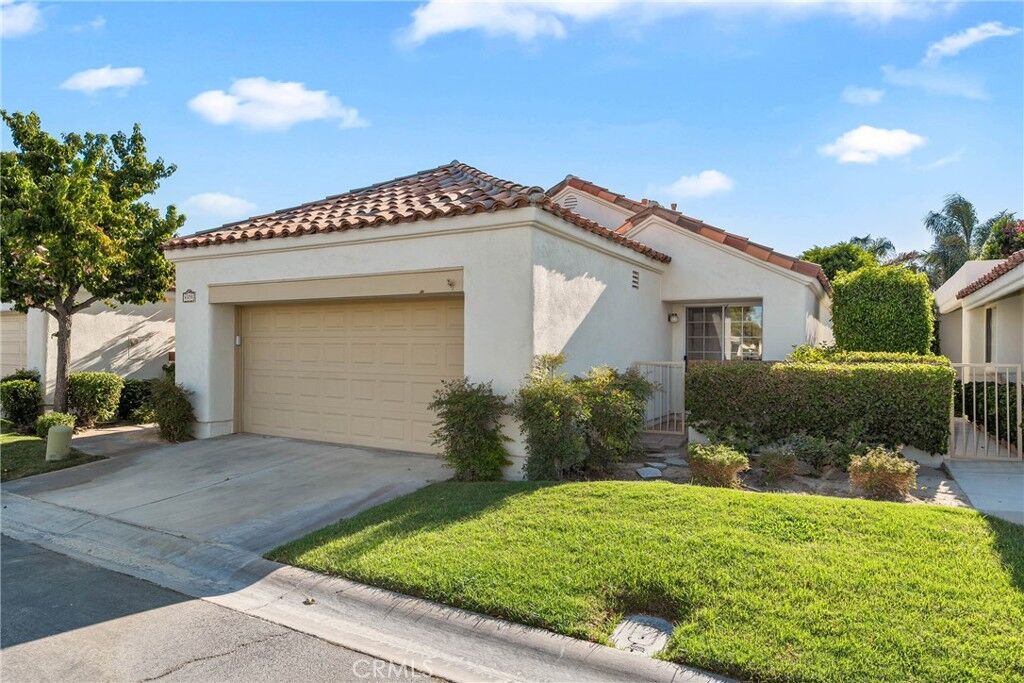 Property Photo:  43791 Calle Las Brisas W  CA 92211 