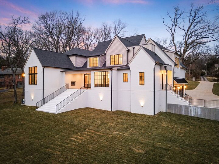 Property Photo:  735 Richfield Dr  TN 37205 