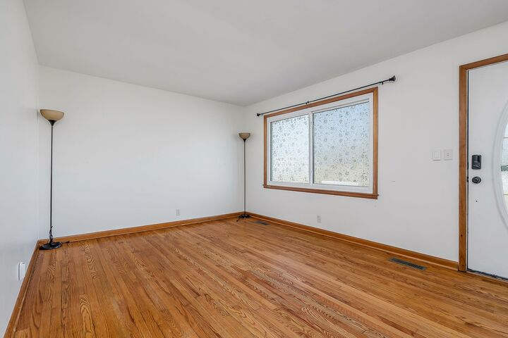 Property Photo: 611 Estes St TN 37166