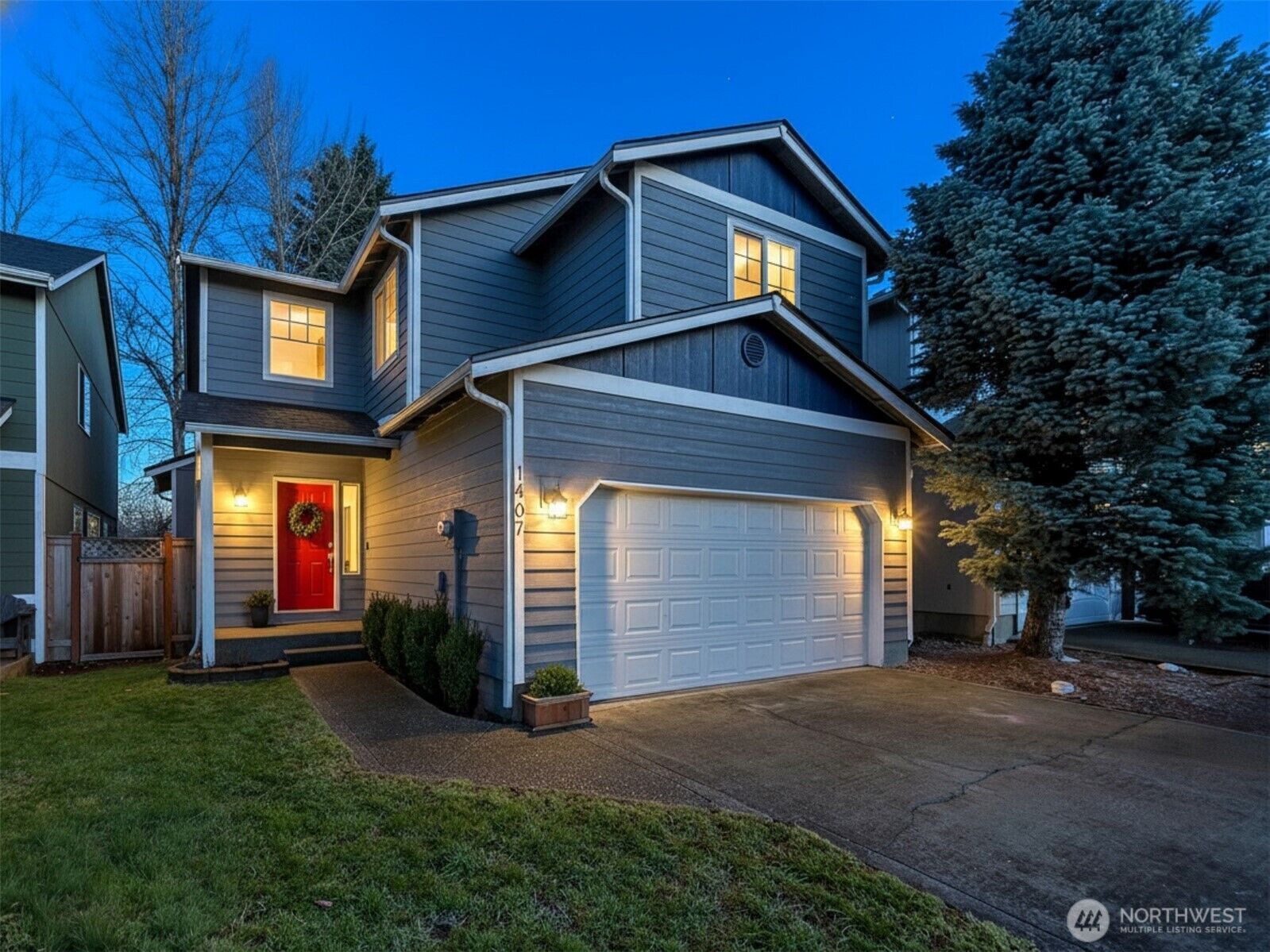 Property Photo:  1407  196th Street E  WA 98387 