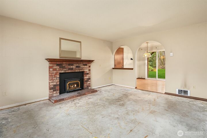 Property Photo: 16711 6th Avenue SE WA 98012