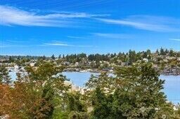 Property Photo:  3217  Eastlake Avenue E 303  WA 98102 