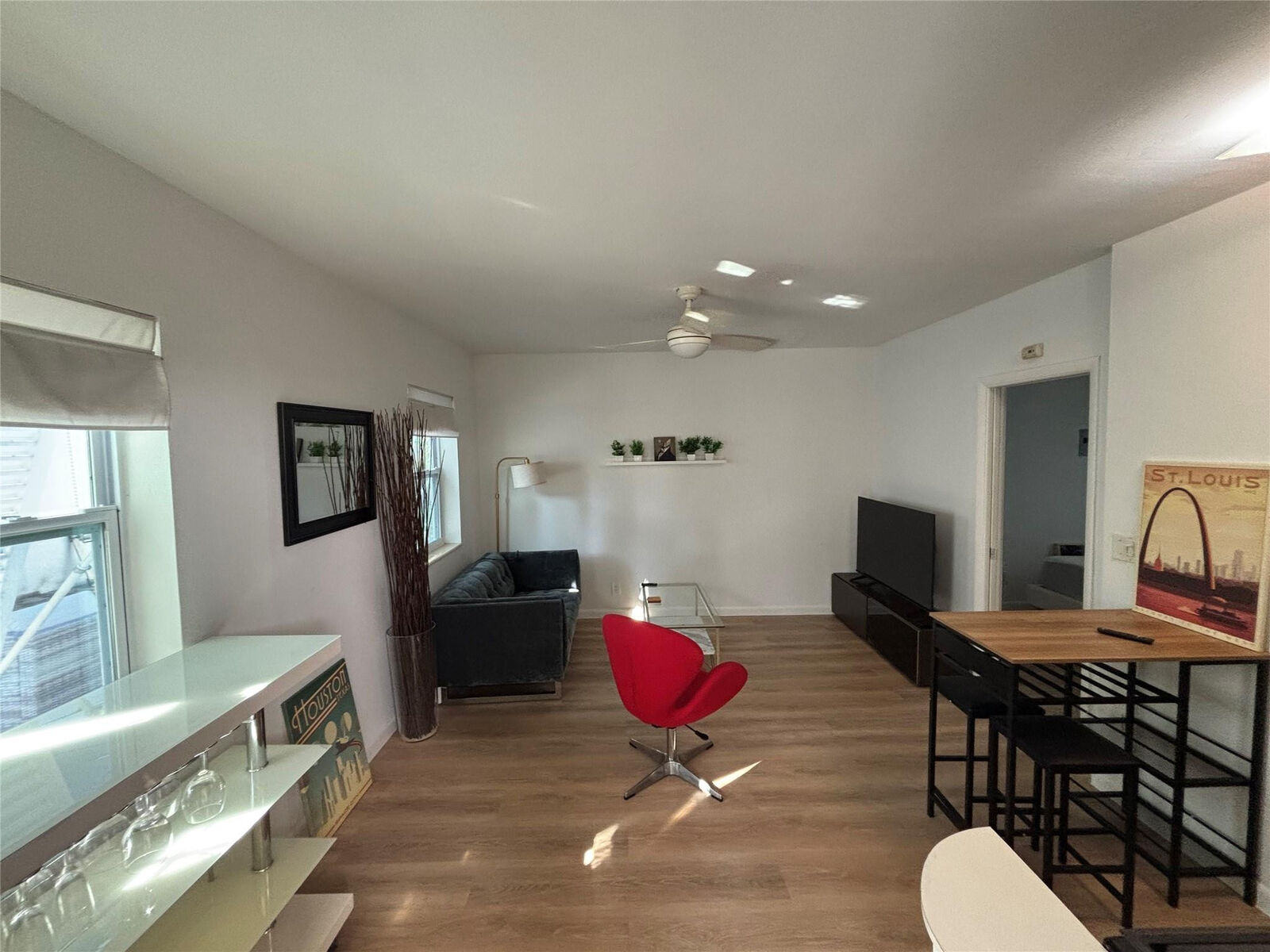 Property Photo: 1315 SE 2nd Street Rear East FL 33301