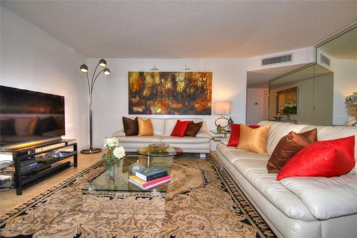 Property Photo:  5100 N Ocean Boulevard 516  FL 33308 