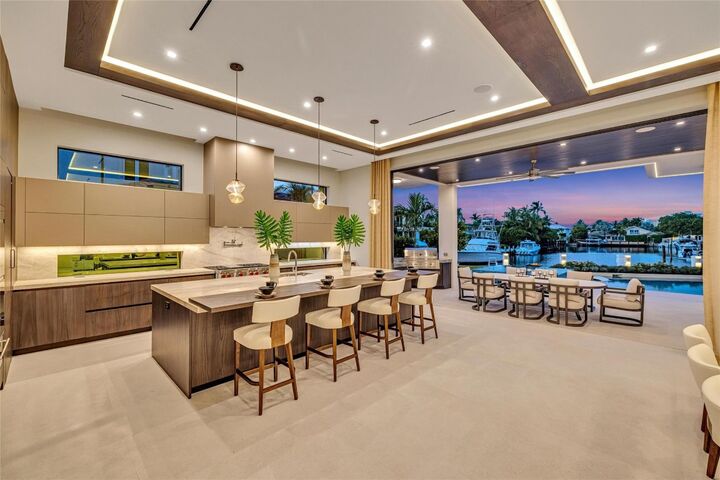 Property Photo: 51 Isla Bahia Drive FL 33316