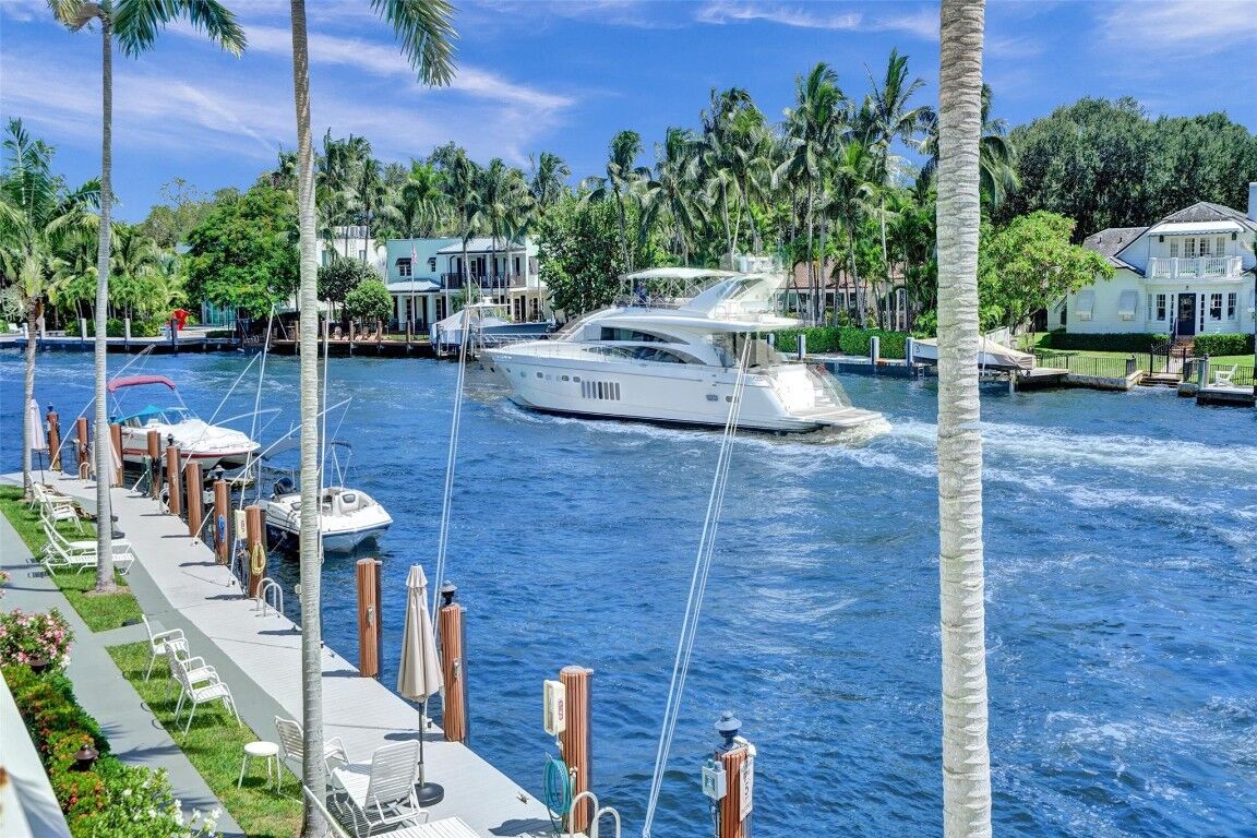 Property Photo: 1000 SE 4th Street 219 FL 33301