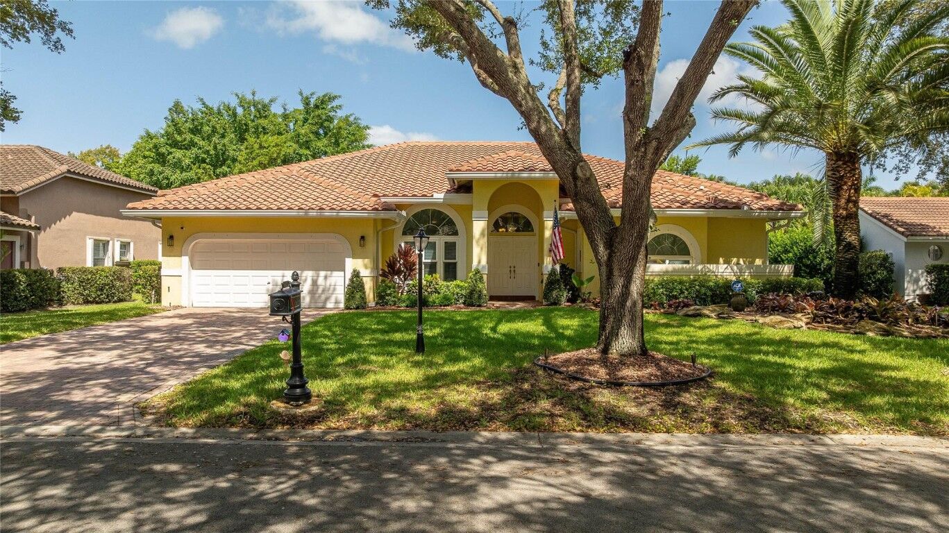Property Photo: 5815 NW 96th Drive FL 33076
