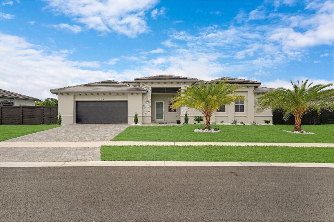 Property Photo: 29104 SW 168th Avenue FL 33030