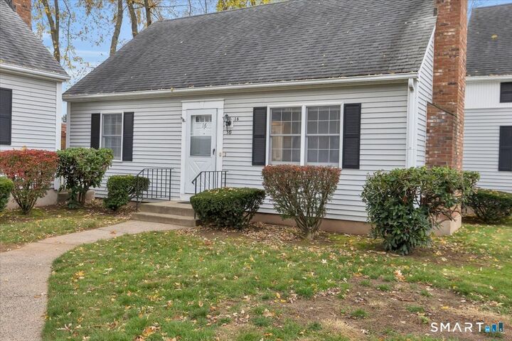Property Photo:  102 Wetherell Street Apt 16  CT 06040 