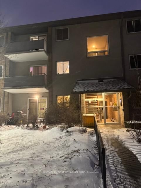 Property Photo:  675 Wonderland Road S 8  ON N6K 1M1 