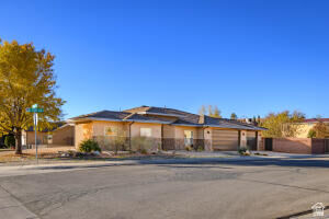 Property Photo:  201 W Lake Ln  UT 84774 