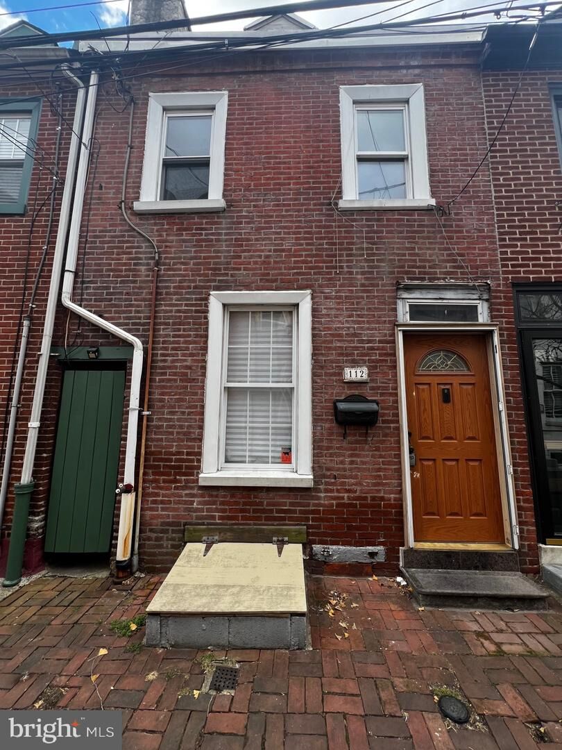 Property Photo:  112 Monroe Street  PA 19147 