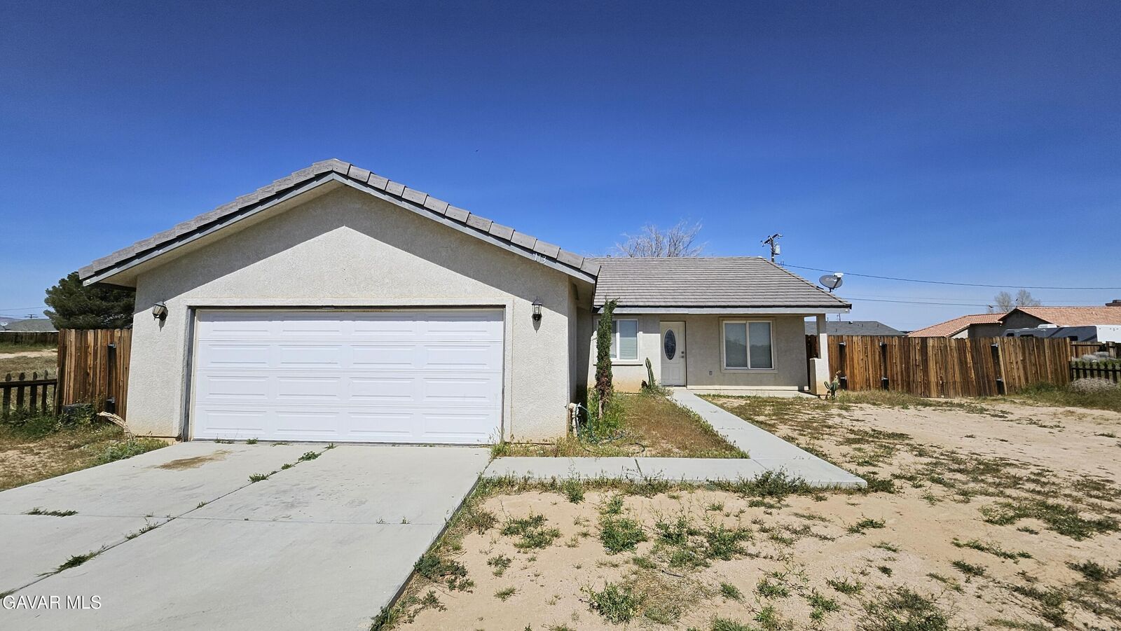Property Photo:  9113 Catalpa Avenue  CA 93505 