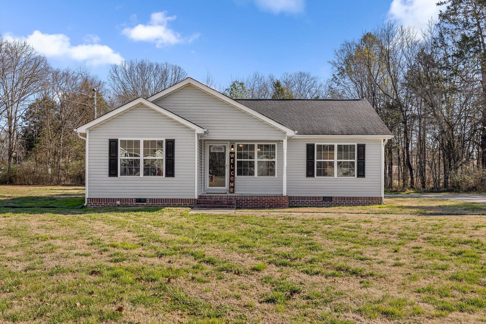 Property Photo:  140 Sherry Court  GA 30707 