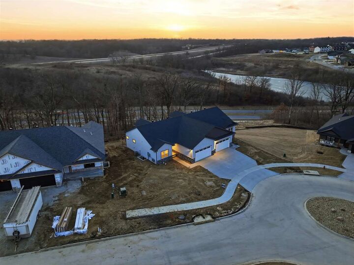 Property Photo: 675 Maclan Ct IA 52246