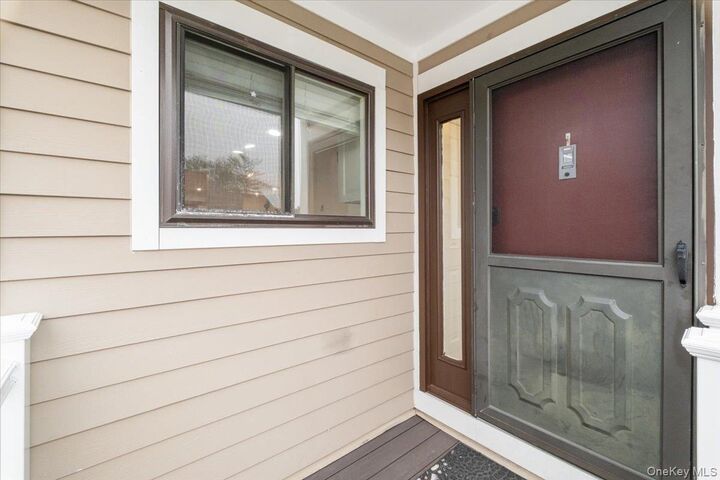 Property Photo:  18 Park Drive  NY 10549 