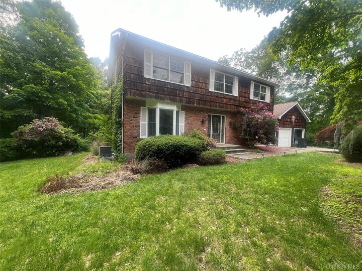 Property Photo:  17 Birch Hill Road  NY 10579 