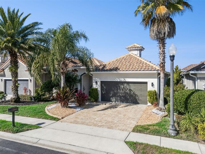 Property Photo:  2016 Sherbrook Avenue  FL 33837 