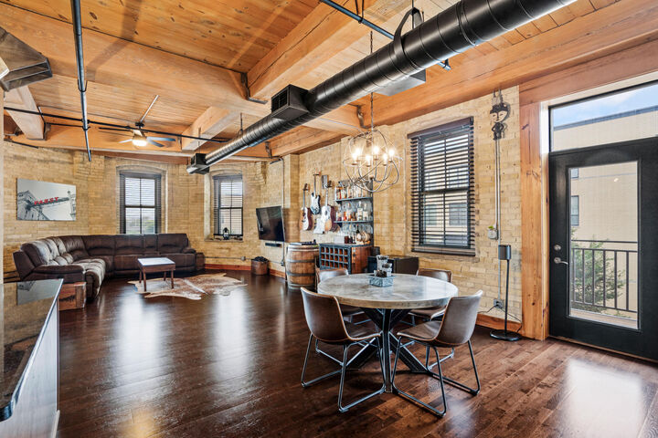 Property Photo:  1818 N Water St 306   53202 