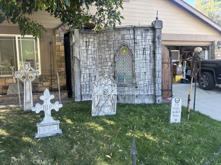 Property Photo:  5861 Amberdale Drive  CA 92886 