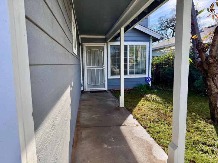 Property Photo:  816 Ford Road  CA 95838 