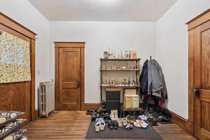 Property Photo: 652 Dayton Avenue MN 55104