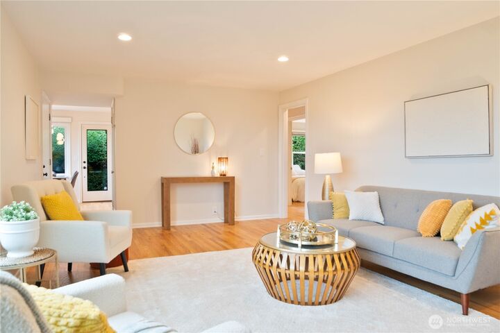 Property Photo:  3010  12th Avenue W  WA 98119 