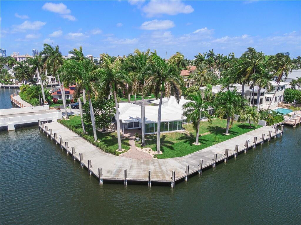 Property Photo:  2 Nurmi Drive  FL 33301 