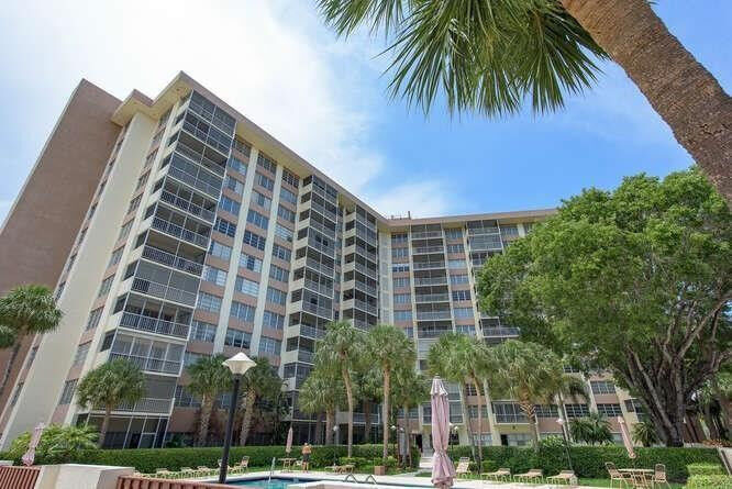 Property Photo: 10777 W Sample Road 910 FL 33065