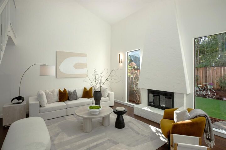 Property Photo:  4014 Villa Vera  CA 94306 