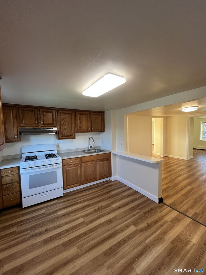 Property Photo:  6 Pleasant Street 3  CT 06855 