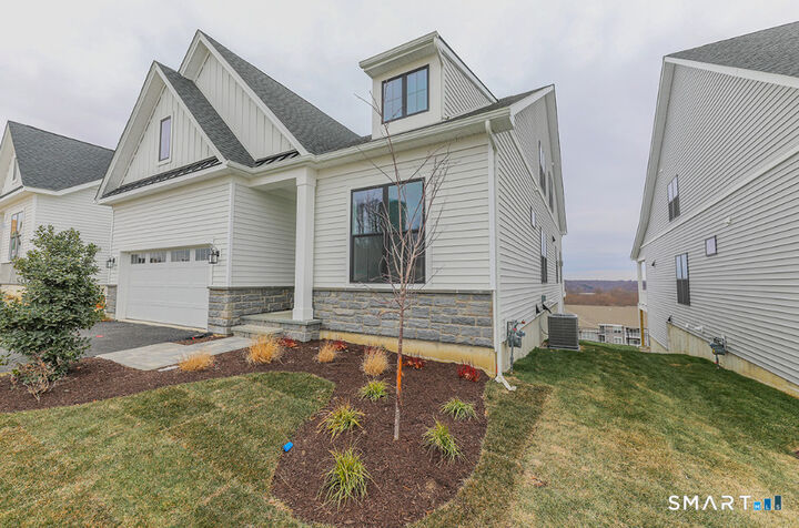 Property Photo:  35 Lookout Ridge 35  CT 06810 